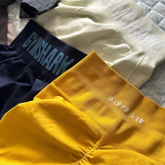 Alphalete gymshark pink echt amplify lot scrunch shorts - Picture 4 of 4